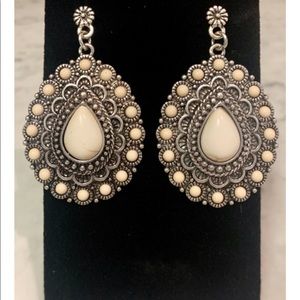 Burnished Silvertone Howlite Earrings